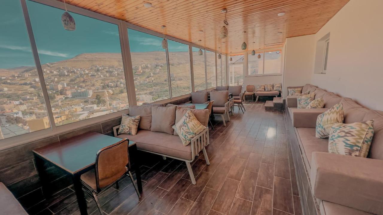 Beit Alshabaan Inn Wadi Musa Exterior photo